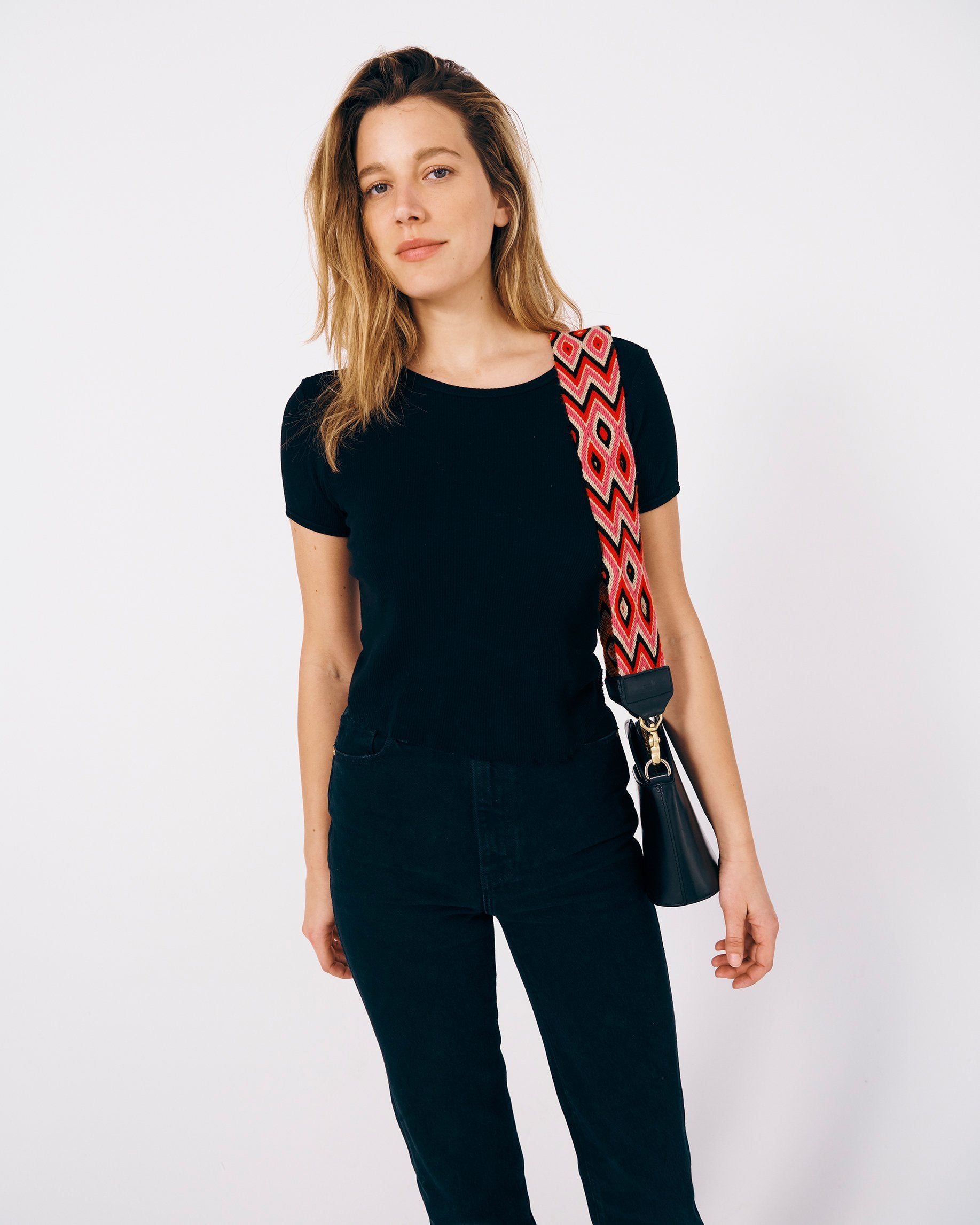 Shoulder (31) / Black